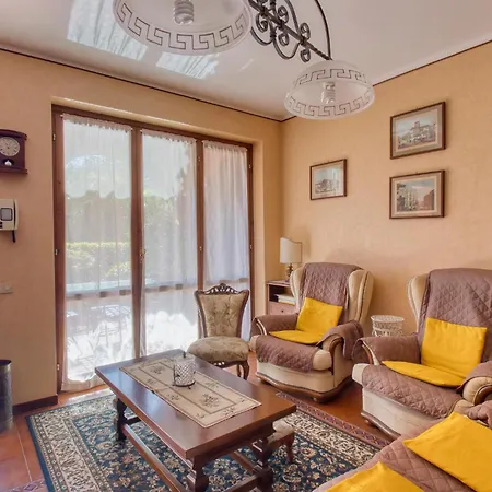 2 Bedroom Gorgeous In *