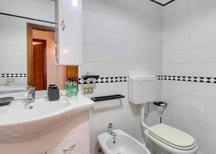 Vakantiehuis 2 Bedroom Gorgeous In *