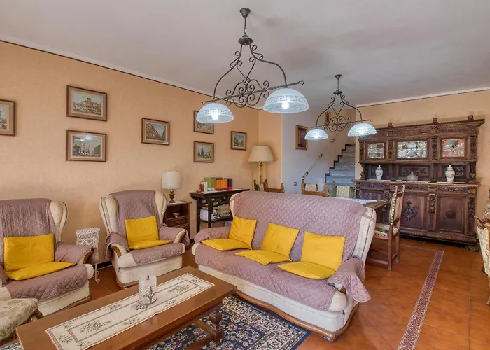 2 Bedroom Gorgeous In