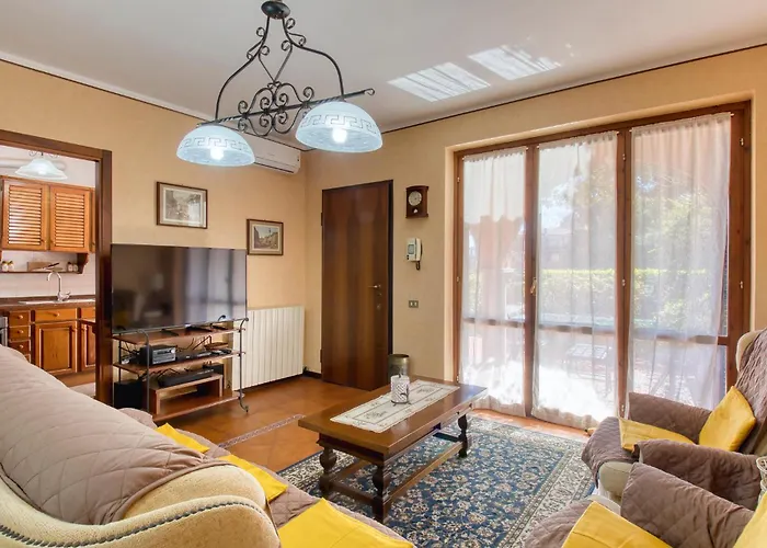 2 Bedroom Gorgeous In Vakantiehuis