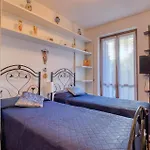2 Bedroom Gorgeous In * Στρέσα